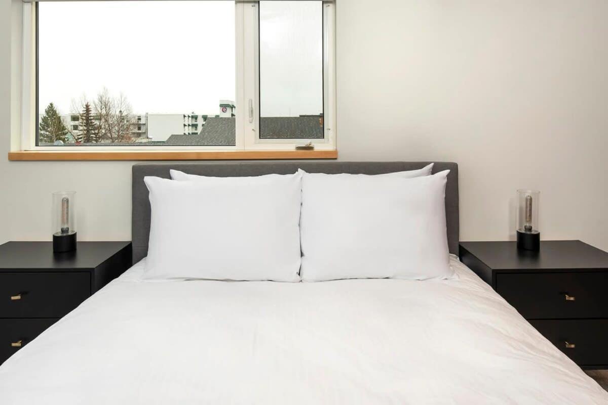 Nn - The Flame - Downtown 1-Bed 2-Bath Villa Whitehorse Eksteriør billede