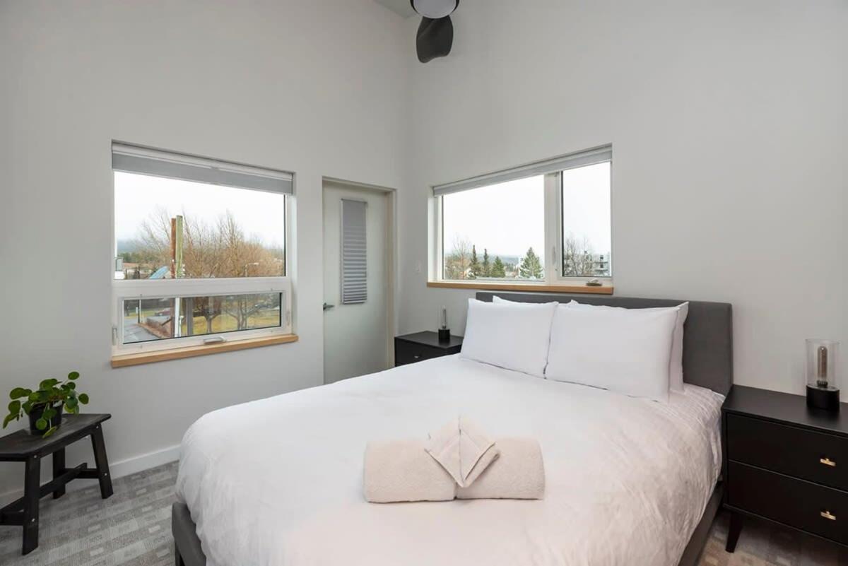 Nn - The Flame - Downtown 1-Bed 2-Bath Villa Whitehorse Eksteriør billede