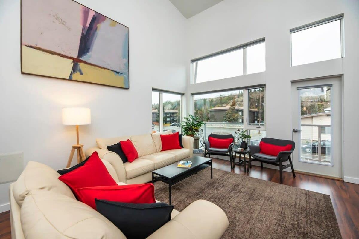 Nn - The Flame - Downtown 1-Bed 2-Bath Villa Whitehorse Eksteriør billede